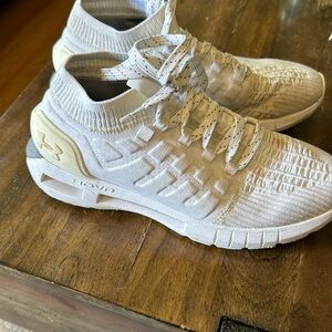 Used UnderAmor shoes men’s size 9 1/2